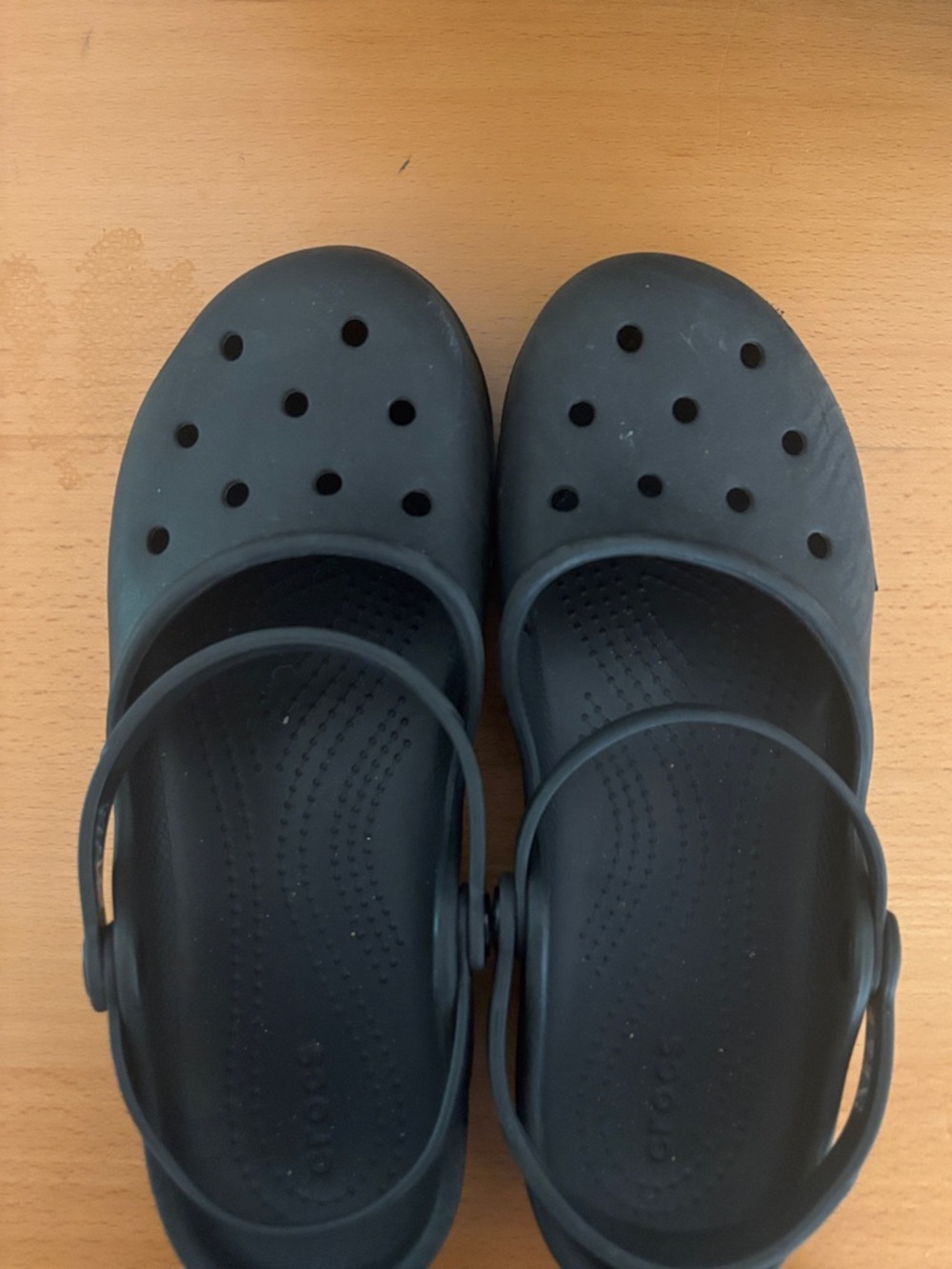 CROCS Mary Jane’s size 10, 🚩FIT LIKE SIZE 9-9.5🚩